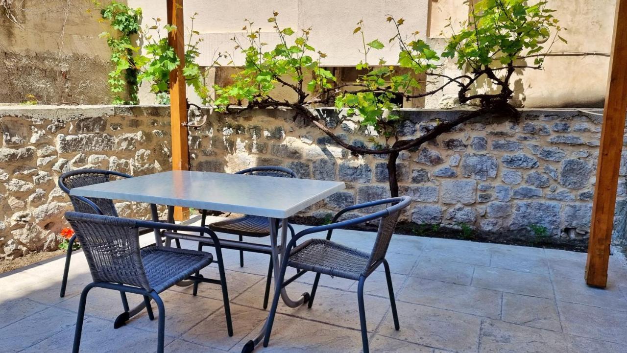 Apartment Hana Omiš Extérieur photo