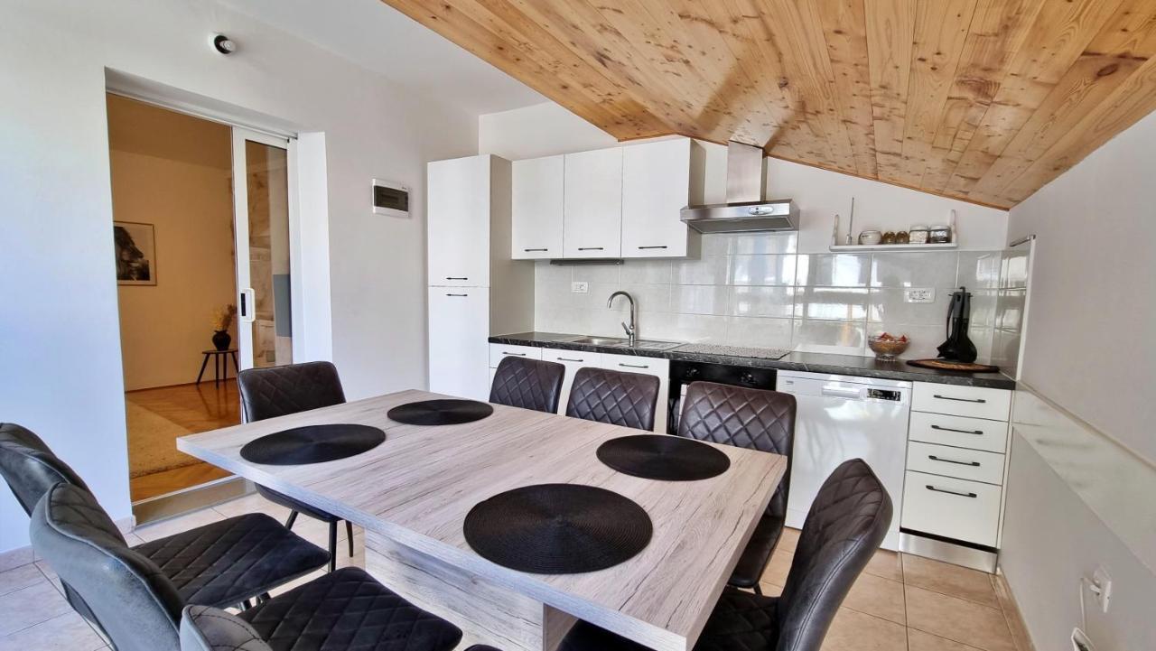 Apartment Hana Omiš Extérieur photo